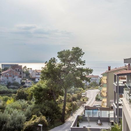 Relax Inn Подстрана Экстерьер фото