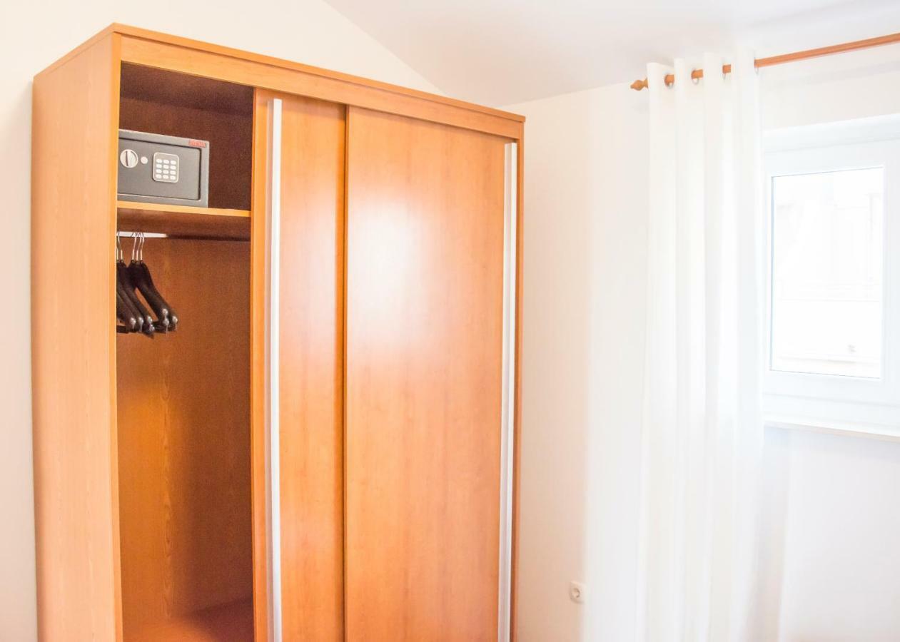 Relax Inn Подстрана Экстерьер фото